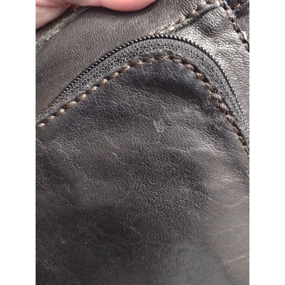 **Last Chance!! Final Sale** Fossil black leather crossbody bag - Picture 8 of 12